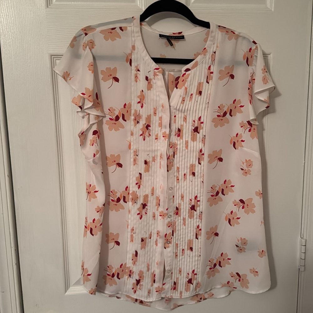 Simply Styled Shirt Size XL Color White Tan Burgundy